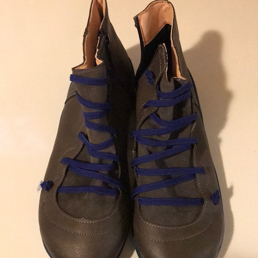 Women’s boots